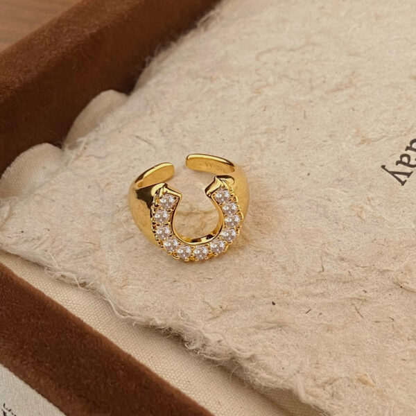 Lady Luck Ring 18K Gold Open Size vintage horseshoe signet 7 Product image