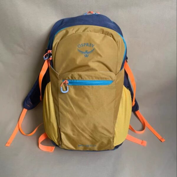 Osprey Daylite Plus Commuter Backpack 20L - Lightweight, Everyday Pack with Laptop Sleeve and Water Bottle Pockets - Ideal for Work, School, and Travel with Storage, Tumbleweed Yellow/Tunnel Vision